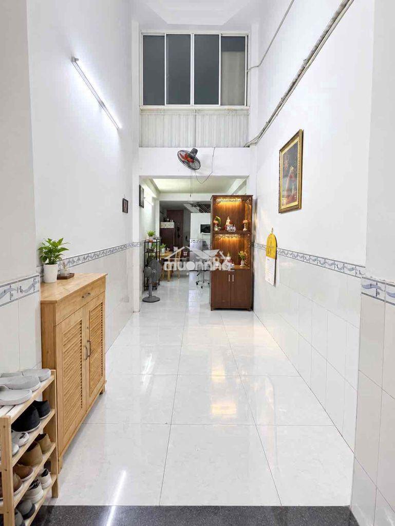 Nhà 3pn có nội thất  hẻm xe hơi cmt8 quận 10 - Ảnh 2