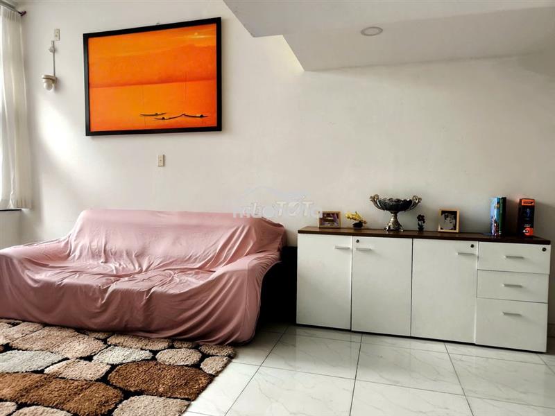 Cho thuê căn hộ hưng vượng 3 quận 7, dt : 70 m2 2pn, có đủ nội thất