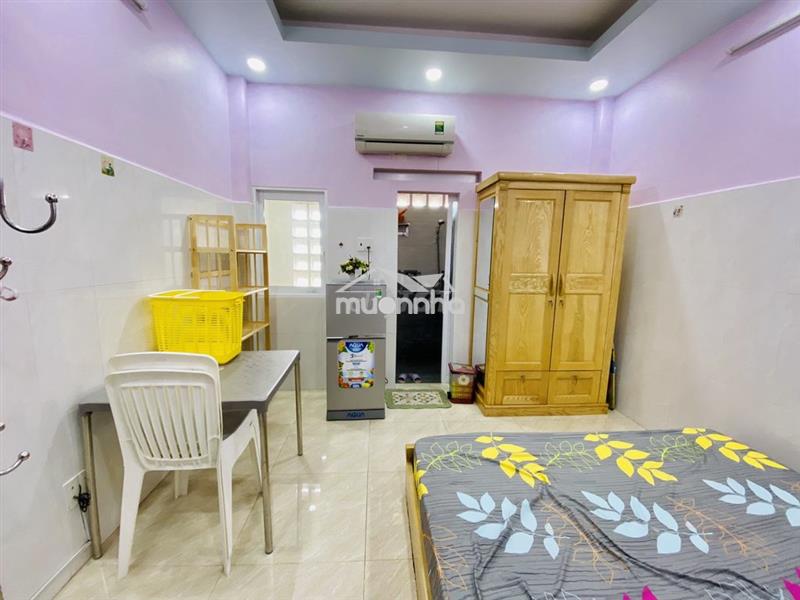 Phòng full nội thất, siêu thoáng ngay 183 tôn thất thuyết q4 giá rẻ