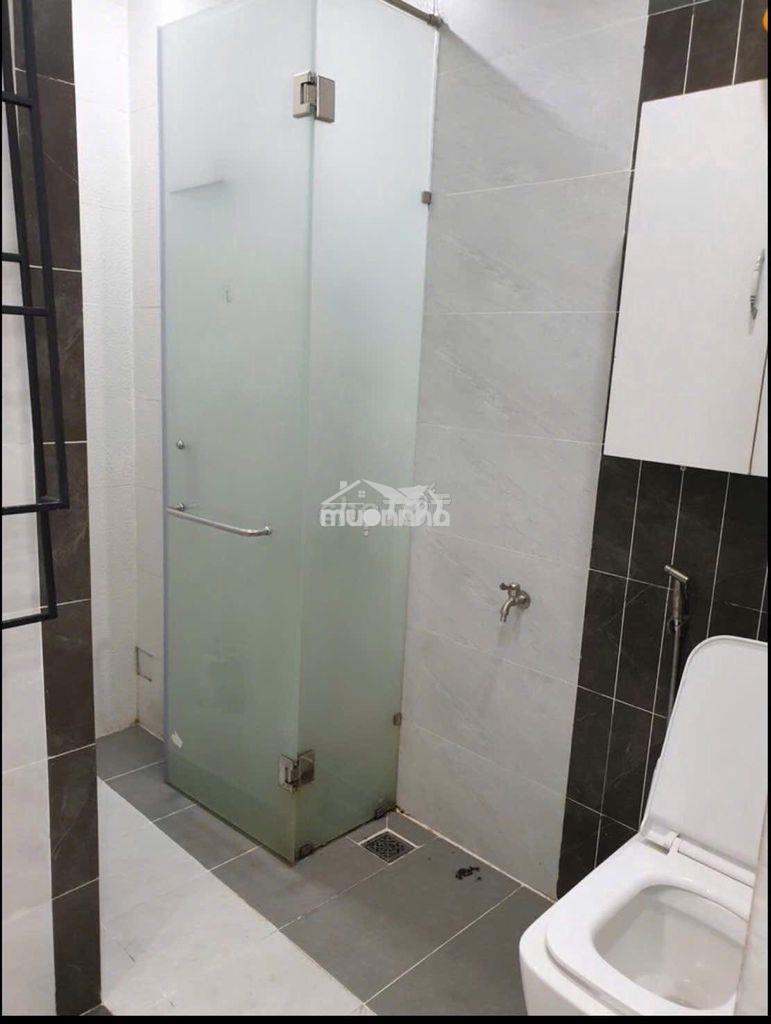 Nhà 3 tầng mới đẹp, 3.5m x 10m, 2pn, 3wc, full nội thất,hẻm 5m p.v.chí - Ảnh 4