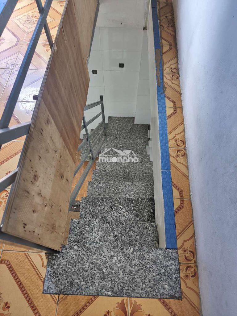 Cho thuê nhà mặt tiền hẻm 128 huỳnh tấn phát  - Ảnh 2