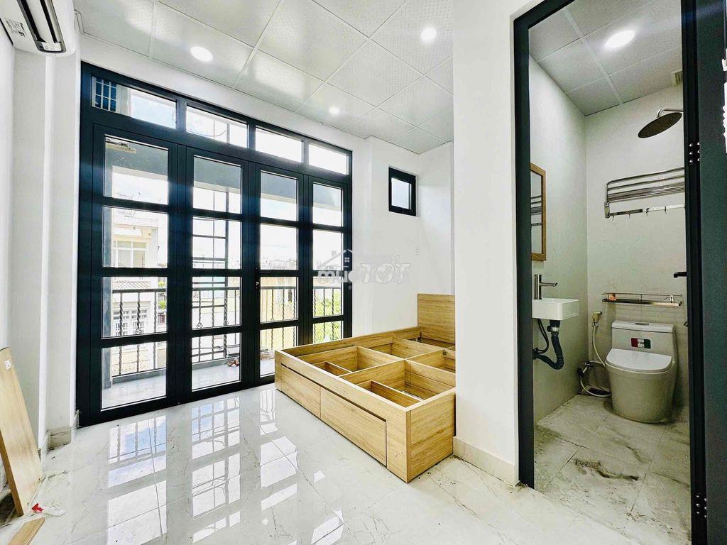 Cho thuê phòng ban công - có thang máy - nhà mới - đầy đủ nội thất - Ảnh 3