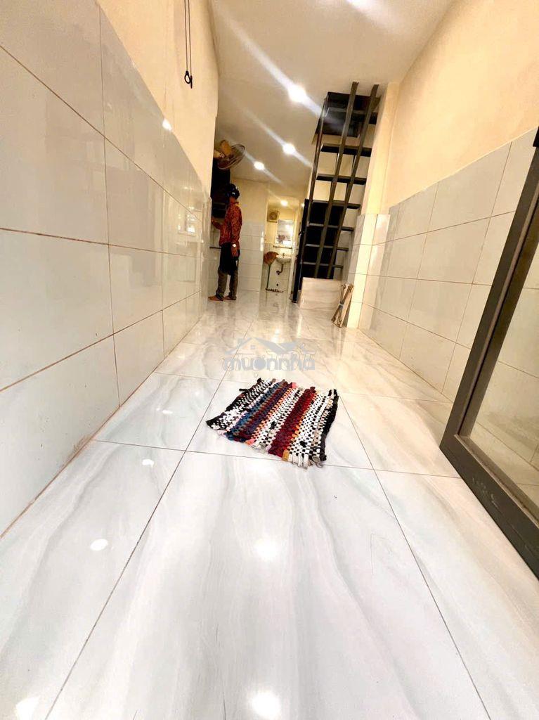 Nhà tân hòa đông.2,5m×10m,1 lầu.