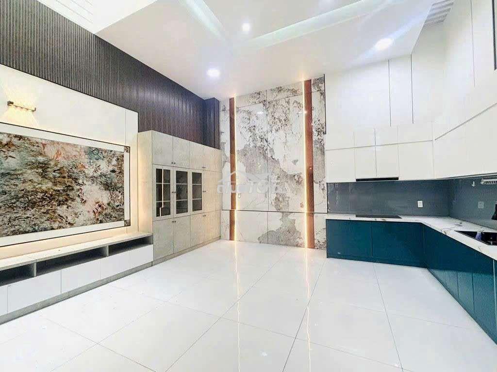 Nhà hxh q10 , ngang lớn - mới đẹp giá rẻ - Ảnh 4