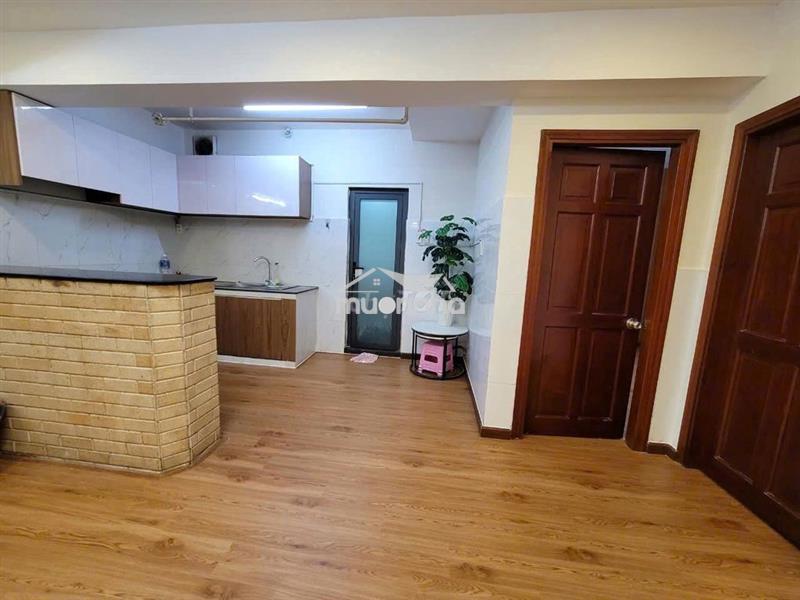 Căn hộ lầu 5 - chung cư 675 nguyễn kiệm - 2 phòng ngủ