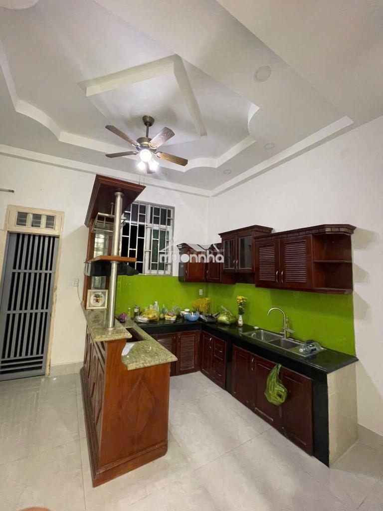 Nhà nguyên căn 3 tầng đúc; gần cầu chánh hưng; 4pn; khu đồng bộ  - Ảnh 2