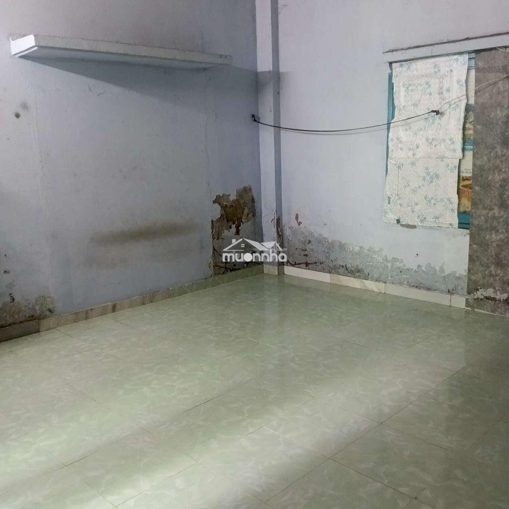 Nhà trọ cho thuê hai chục mét vuông không có phòng - Ảnh 3