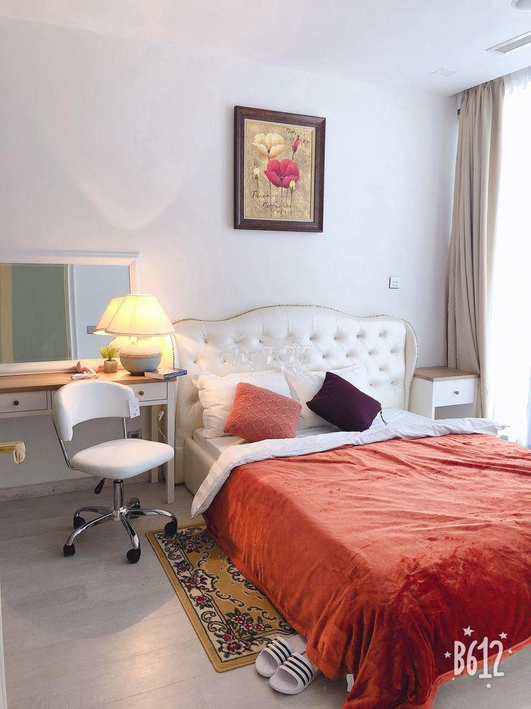 Bán căn hộ 1 phòng ngủ nội thất lung linh diện tích 50m2 - Ảnh 3
