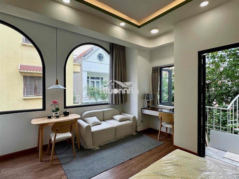 Studio ban công cửa sổ 35m2 ngay đường 3/2