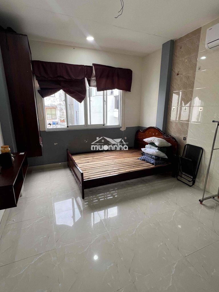 Phòng trọ ban công cửa sổ ngay lotte quận 11