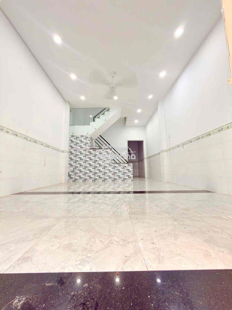 🏠 Nhà cho thuê hẻm hương quê công an xã bình hưng đi vô hẻm xe 3 gác