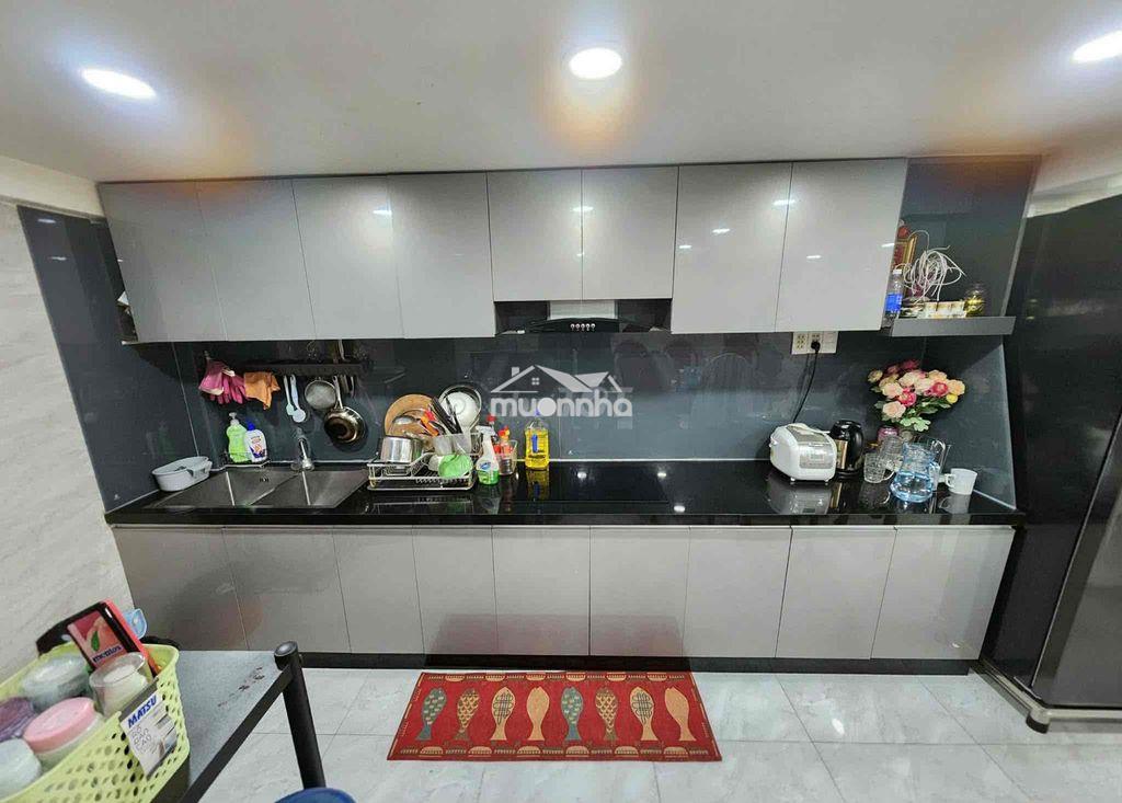 Nhà hẻm xe hơi - Ảnh 4