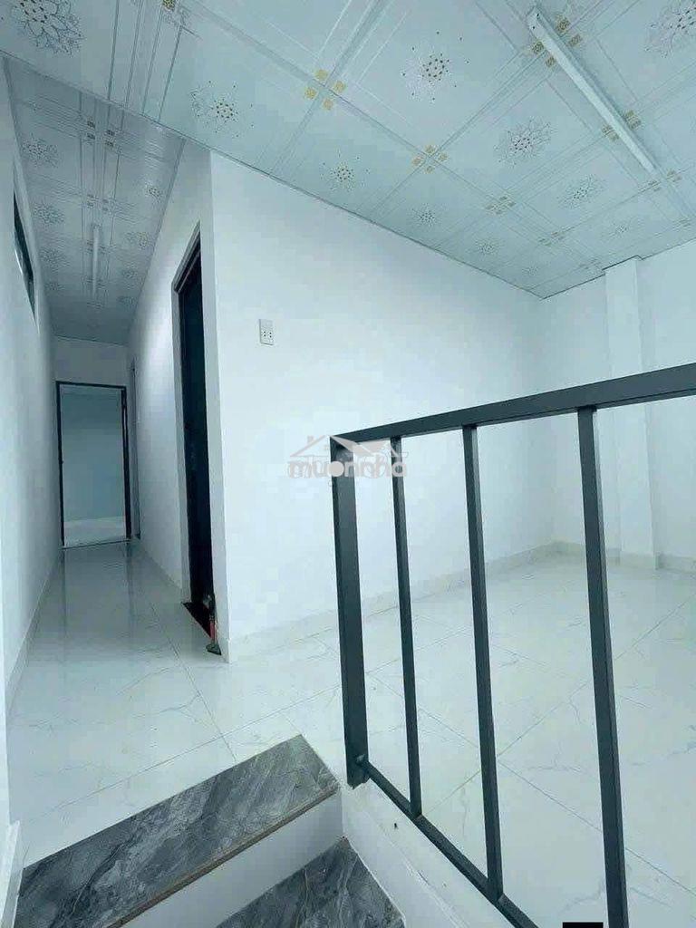 Bán căn nhà 1 trệt 1 lửng ở tân thông hộ-củ chi dt:100m2 shr giá 900tr - Ảnh 4