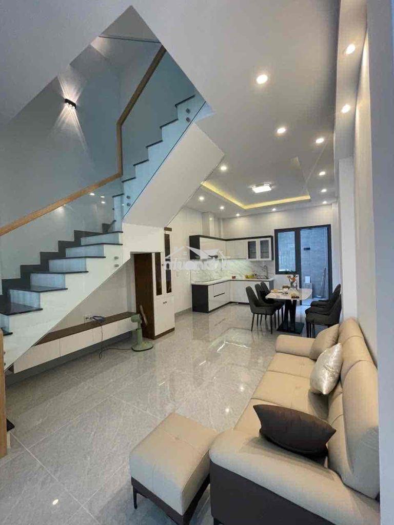 Nhà đẹp ở ngay 64m2 lò lu 4 tầng siu đắc địa chỉ 6 tỷ nhỉnh - Ảnh 2