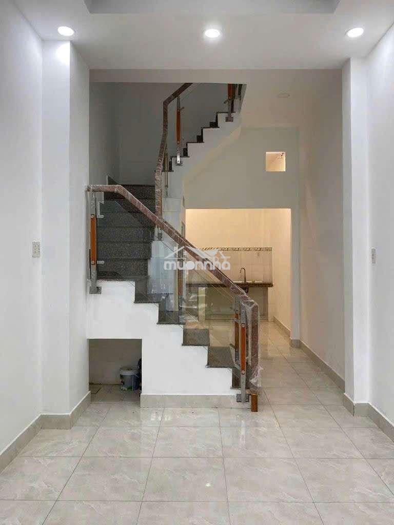 Nhà 1 trệt 1 lầu 2pn 2wc 3x10m hẻm lâm văn bền quận 7