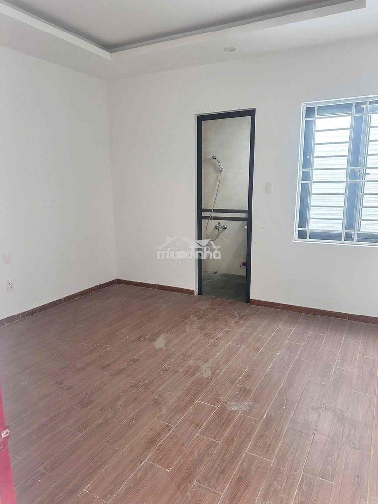 Tttm gigamal - chợ hiệp bình nhà 2lầu sân thượng 3pn 4wc ở + vpcty - Ảnh 3
